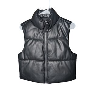 NWOT Mila & Tiff Women's Black Puffy Puffer Vest Polyurethane Sleeveless Chic